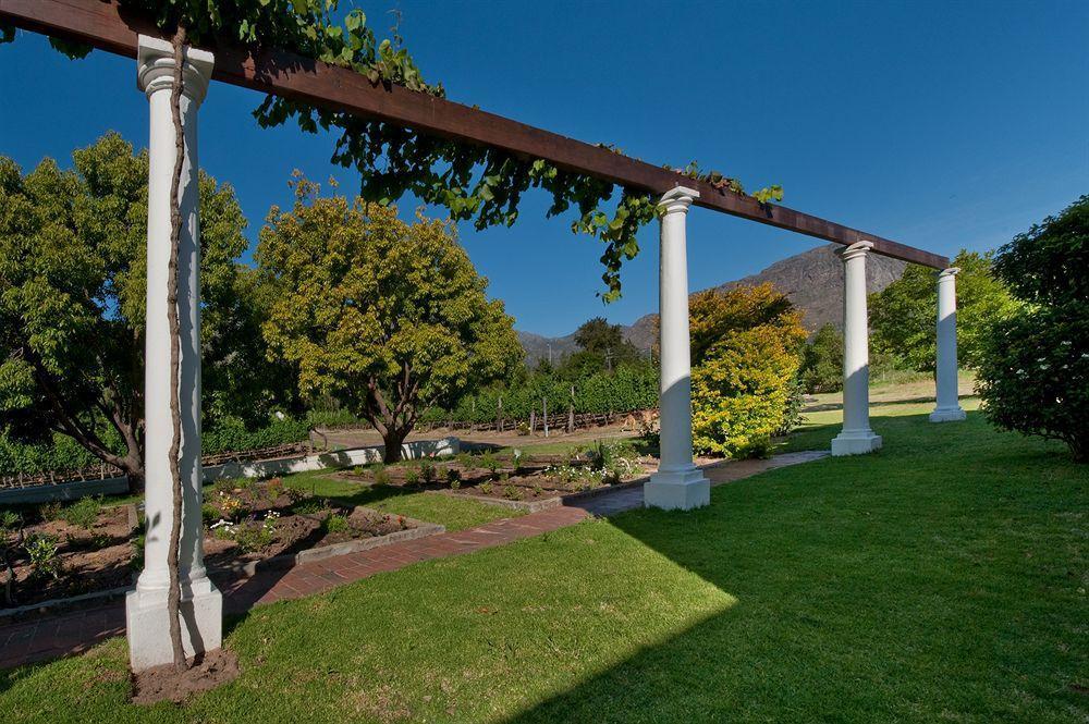 La Galiniere Guest Cottages Franschhoek Bagian luar foto